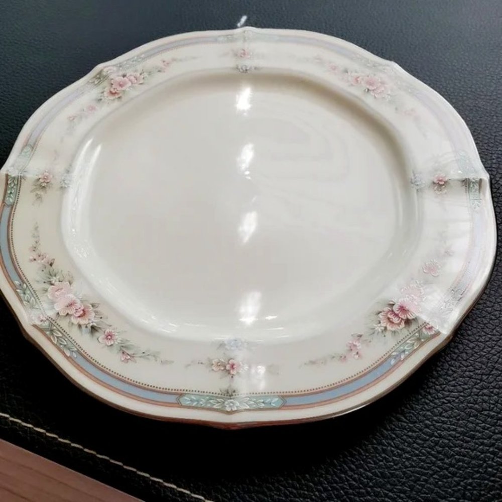 AUTHENTIC NORITAKE ROTHSCHILD 7293 SALAD PLATES